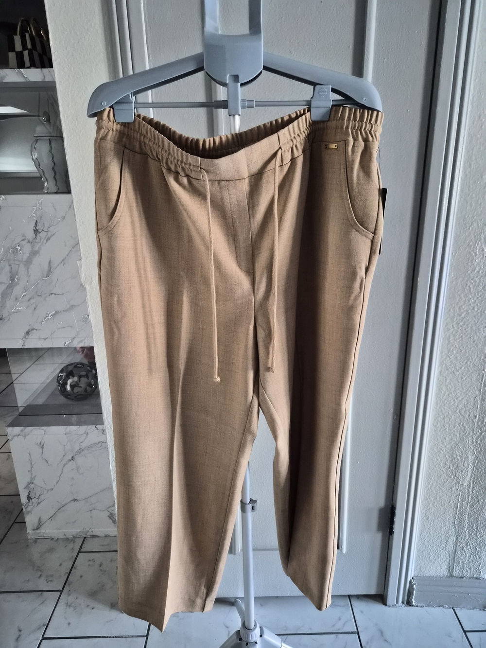 Jones New York Men's Tan Drawstring Trousers